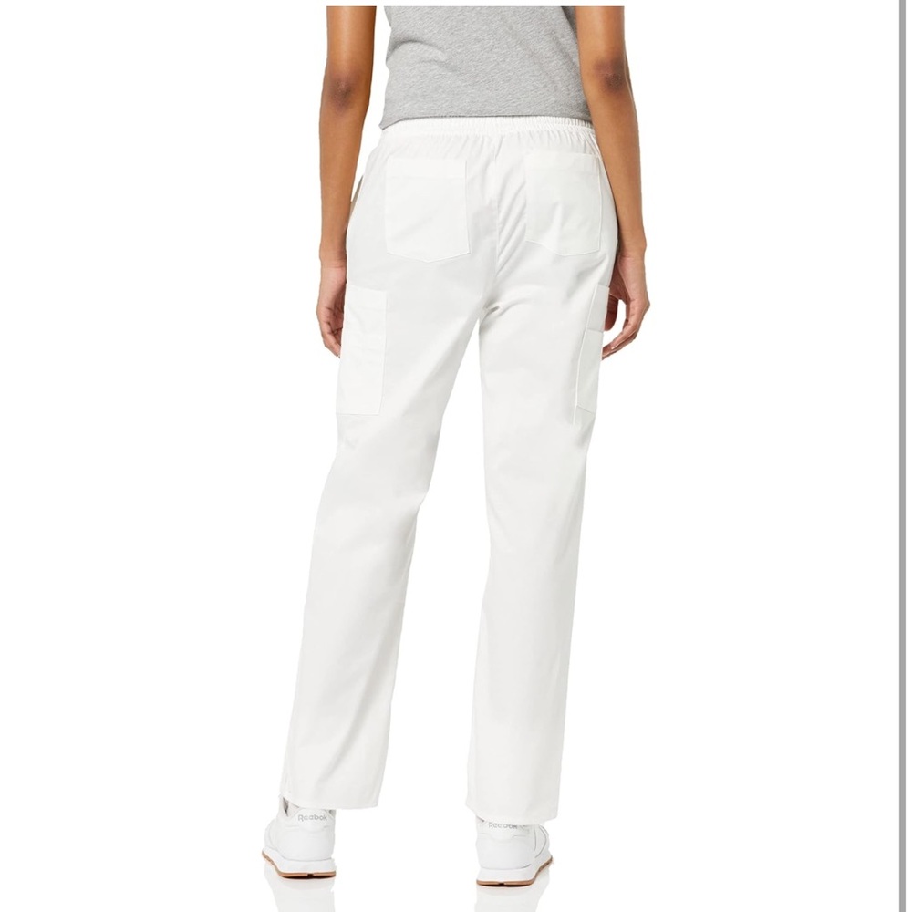 ⚡️Amazon Essentials White Quick Dry Scrub Pants Size XXL - Picture 2 of 4